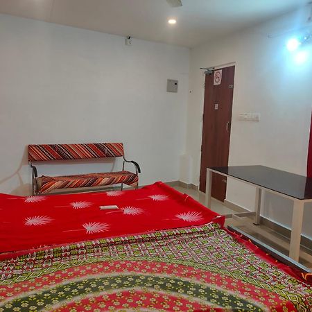 Vip Cottage Kudayattur Bagian luar foto